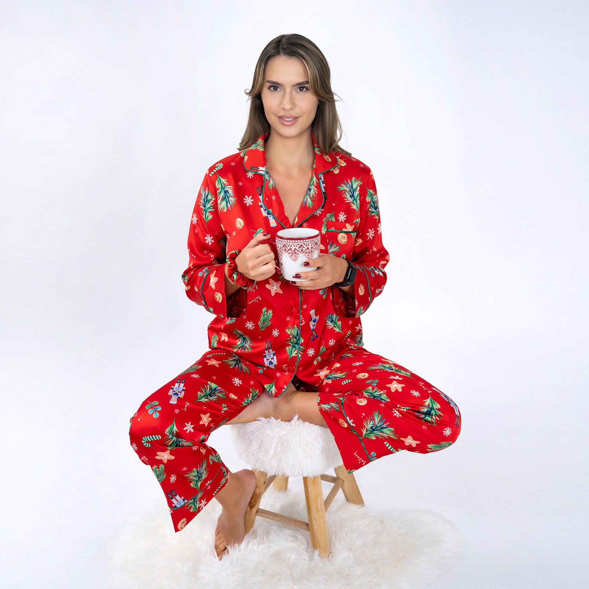 Дамска Пижама - сатен Коледни Изкушения